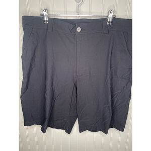 Men's Under Armour Shorts Black Size 38 golf shorts ￼